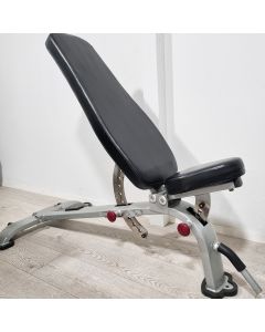 *Käytetty* Bodytone vino-/tasapenkki uudella pehmusteella